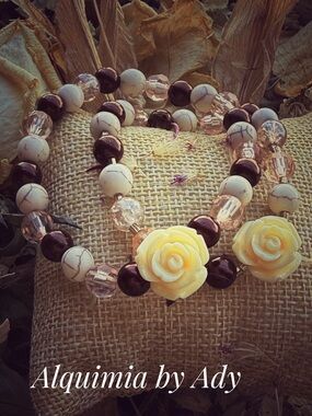 Cream turquoise Rose and Brown pearl Beaded Bracelet Set